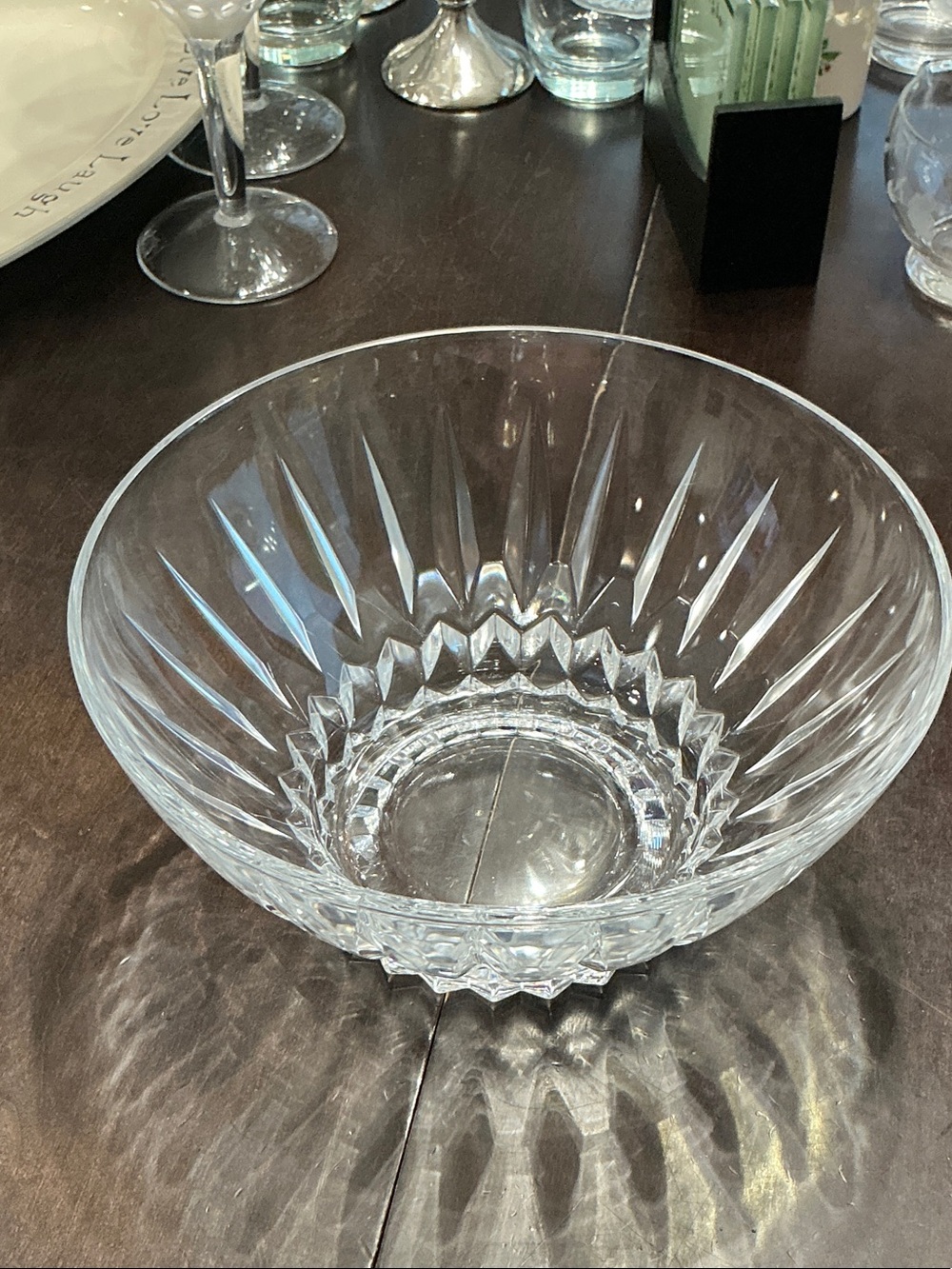 Clear Cut Glass Serving Bowl - Elegant Faceted Design